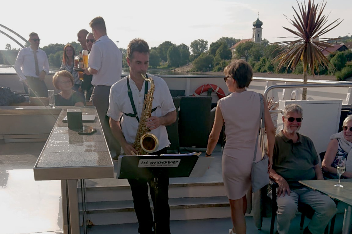 Saxophon Musik mit Christian aus Regensburg - Lounchmusik auf der Kristallprinzessin zum Geburtstag / Geburtstagsfeier mit musikalischer Einlage